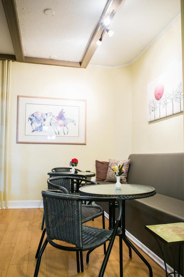 Le 227 Laurier B&B Gatineau Esterno foto